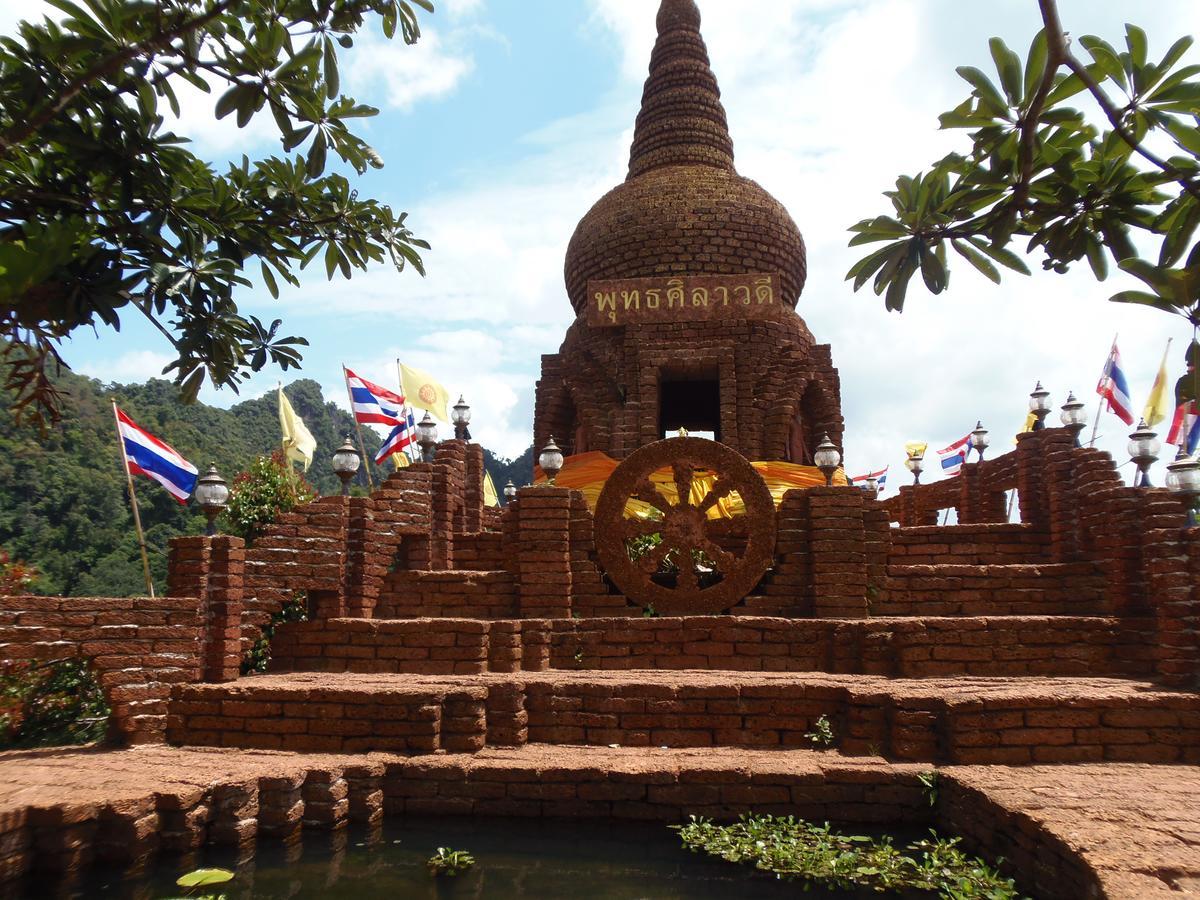 Takhun Mountain View Bed & Breakfast Ban Tha Khun Dış mekan fotoğraf